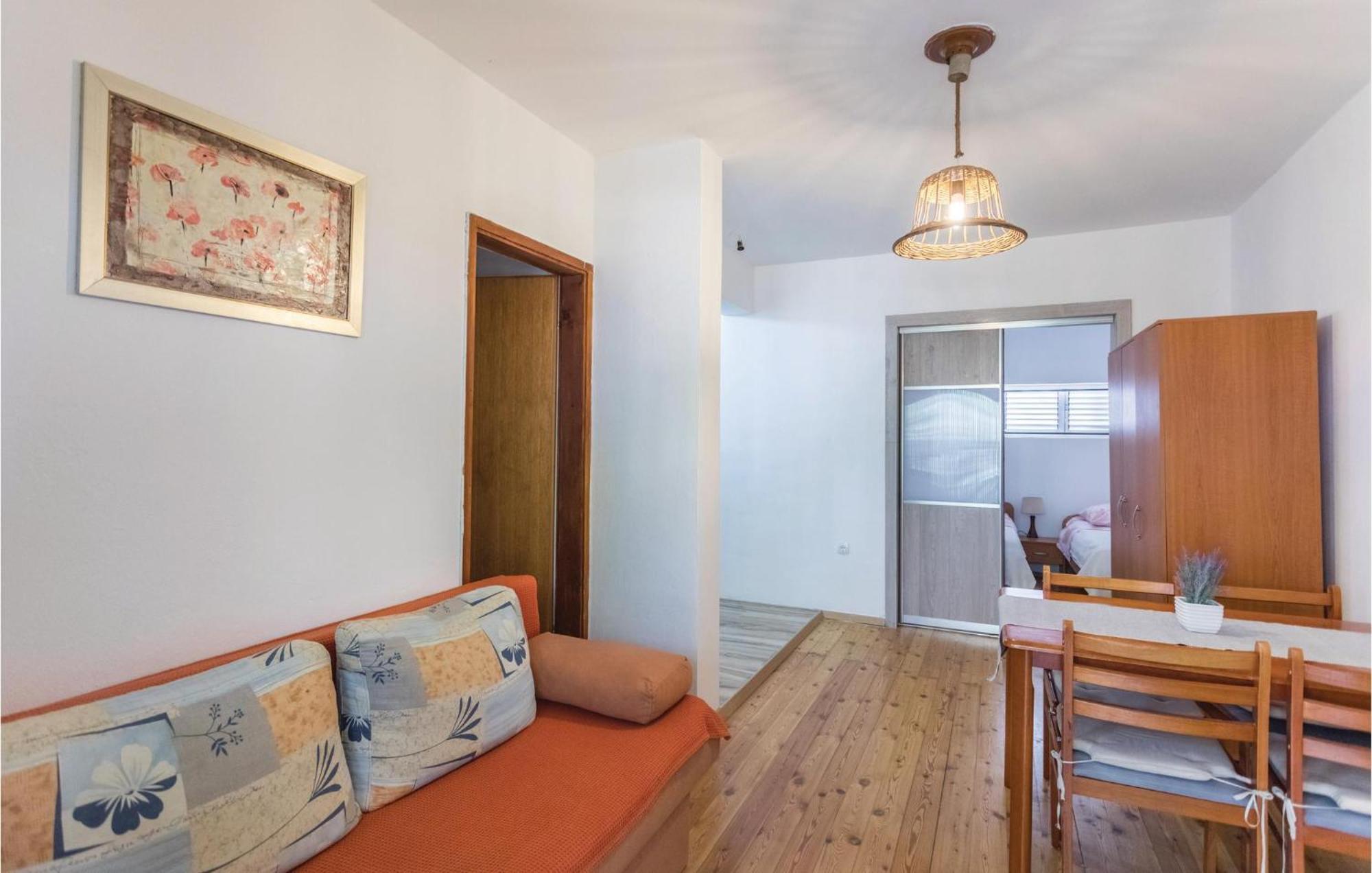 Awesome Apartment In Klek With Kitchen Экстерьер фото